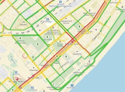 В центре Волгограда образовалась трехкилометровая пробка 