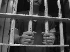В Суровикино 8-летнего школьника изъяли у мамы из-за драки с девочкой