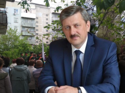 Мэрия Волгограда не смогла назвать число посещенных Марченко похорон погибших на Украине 