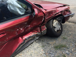 Не уступил дорогу: 5 человек получили травмы в ДТП в Волгоградской области