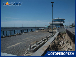 Разруха волгоградской набережной в ожидании светлых дней в объективе фотографа