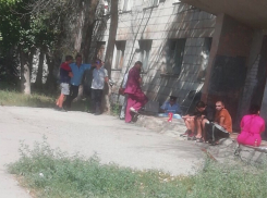 Стали известны подробности гибели годовалого ребенка в Волжском