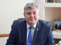 Выпускать детей на улицу запретил глава скованного циклоном города под Волгоградом