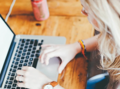 В Волгограде последний звонок в необычном формате покажут на ТВ