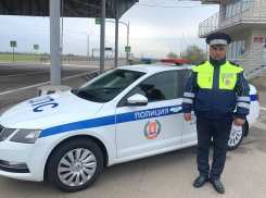 В Волгограде полицейский помог спасти обварившегося кипятком грудного ребенка