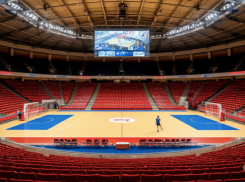 «Каустик» победил и ушел с последнего места