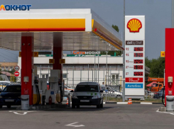 В Волгограде безостановочно продолжается рост цен на бензин