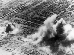 2 сентября 1942 года - вражеская авиация совершила массированную бомбардировку Сталинграда