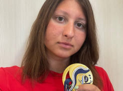«Ничего не видела, панику словила»: волгоградку Ершову увезли на коляске после заплыва на Чемпионате мира