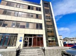 Здание с редким для центра Волгограда достоинством продают за 83 миллиона