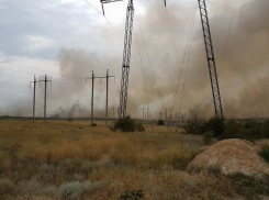 Огромный пожар с бешеной скоростью движется в сторону Волгограда