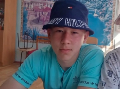 «В последний наш разговор сын шутил»: мама найденного повешенным 14-летнего волгоградца о ходе расследования 
