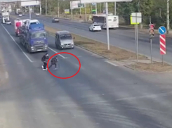 Сбитого 10-летнего самокатчика спасают волгоградские врачи