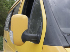 Маршрутка выехала на «встречку» и врезалась в автобус в Волгограде