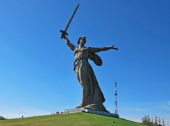 Волгоградскую «Родину-мать» исключили из списка нелепых скульптур