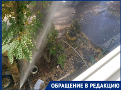 Фонтан из кипятка с пятиэтажный дом во дворе Волгограда попал на видео