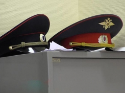 В Волгоград из Крыма доставили экс-полицейского, подозреваемого в побоях и угрозе убийством 