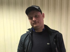 Футбольного фаната арестовали на 10 суток за дымовую шашку на Мамаевом кургане