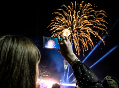 Где и во сколько сегодня прогремит праздничный фейерверк в Волгограде