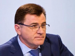 Бывший губернатор Волгоградской области в очередной раз может попробовать вернуться в политику