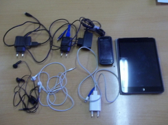 В Волгограде правозащитницы принесли заключенным запрещенные гаджеты