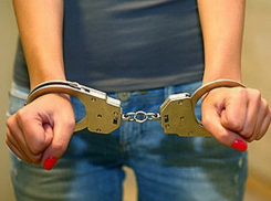 В Урюпинске замдиректора колледжа наживалась на абитуриентах