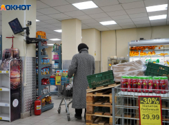 Волгоградцы убеждены, что дефицитный сахар вернется на полки в ближайшую неделю