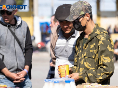 Мигрантам запретили работать курьерами, таксистами и продавцами в Волгограде