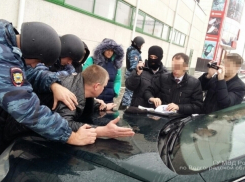 Начальник отдела капремонта вуза в Волгограде подозревается в крупной взятке