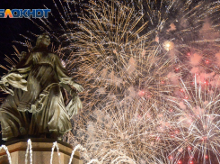 В Волгограде 9 мая прогремят 4 салюта: где и когда