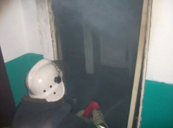 81-летний волгоградец чуть не сгорел в собственной квартире