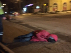 Мужчину сбили ночью в центре Волгограда