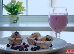 Видеоурок: делаем смузи из мороженных ягод 