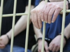 Под Волгоградом за групповое изнасилование осудят двоих друзей