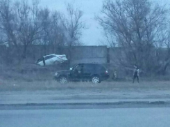 В Волгограде гонщик вылетел в кювет из-за ремонта дороги