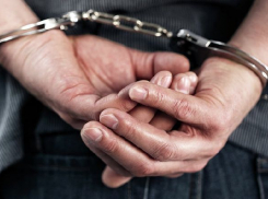 Убивший прохожего на глазах жены и сына волгоградец идет под суд