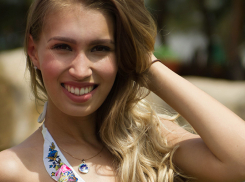 Участница «Мисс Блокнот Волгоград-2016» Карина Кузнецова не знает гимн России и готова простить мужчине все