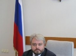 Председатель арбитражного суда Волгоградской области сегодня принимает подарки