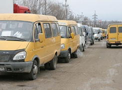 Пять популярных маршрутов закрыли по Волгограду