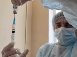 70-летний инвалид-чернобылец второй месяц не может получить вакцину от COVID-19 в Волгограде