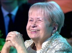 Волгоградку Александру Пахмутову поздравили с юбилеем Путин и Медведев