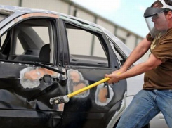 Мужчина избил трубой от домкрата сотрудника ритуальной фирмы в Урюпинске