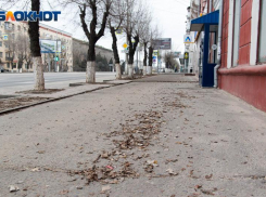 Пустые улицы: редких прохожих увидел в Волгограде известный фотограф