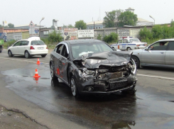 На трассе Волгоград-Элиста водитель на Chevrolet насмерть сбил 22-летнюю