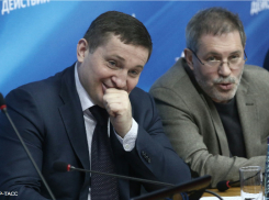 Андрей Бочаров скатился на твердую «тройку» в рейтинге политической выживаемости губернаторов 