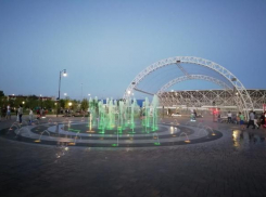 Фонтаны заработали во всех районах Волгограда