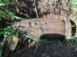 Под Волгоградом пиротехники взорвали 50-килограмовую бомбу времен войны