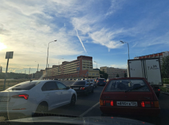Нулевую продольную раскопали в Волгограде ради новой полосы 