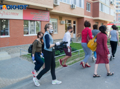 Массовый рейд по салонам красоты проходит в Волгограде 