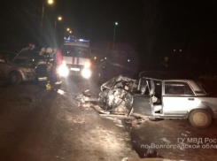 В Волгограде в ДТП Chevrolet и «семерки» пострадали 4 человека